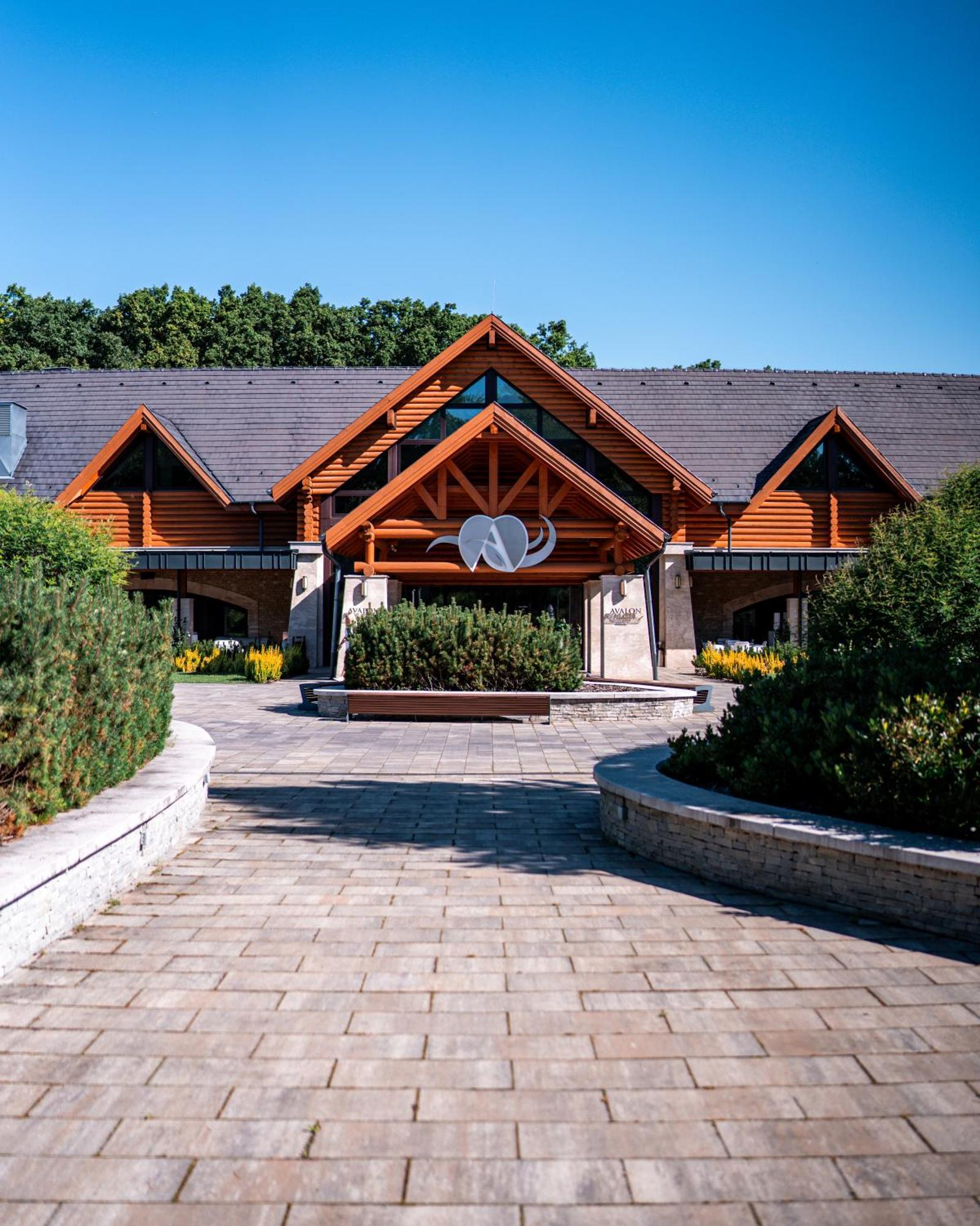 Avalon Resort & Spa Miskolc Exterior foto